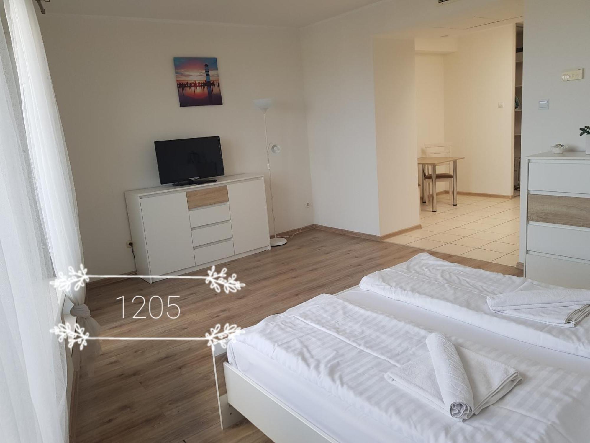 Polonia Apartamenty Колобжег Екстериор снимка